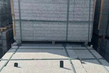 钟山青