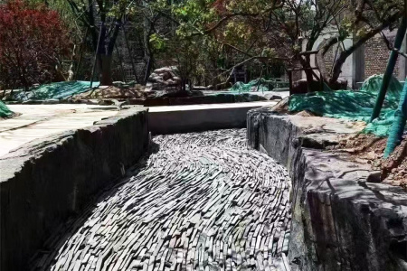 乱条石