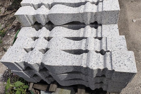芝麻灰栏杆