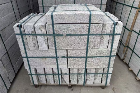 路沿石