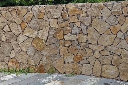 碎拼石