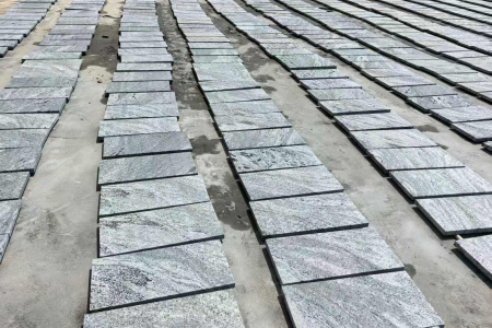 浪淘沙地铺石