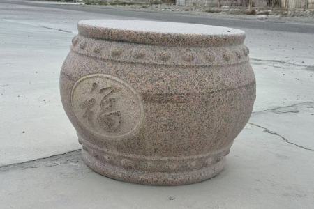 石桌
