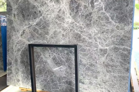 爱马仕灰浅蓝底