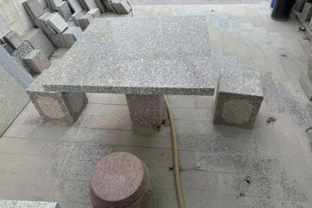 石桌凳