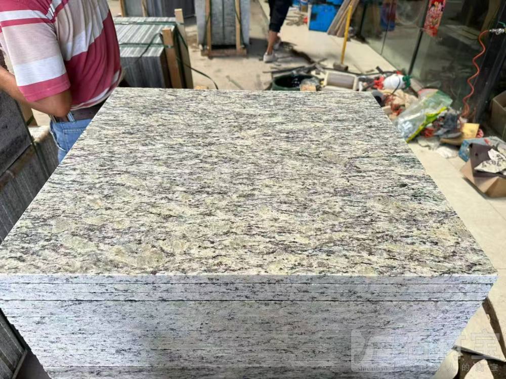 紫点金麻
