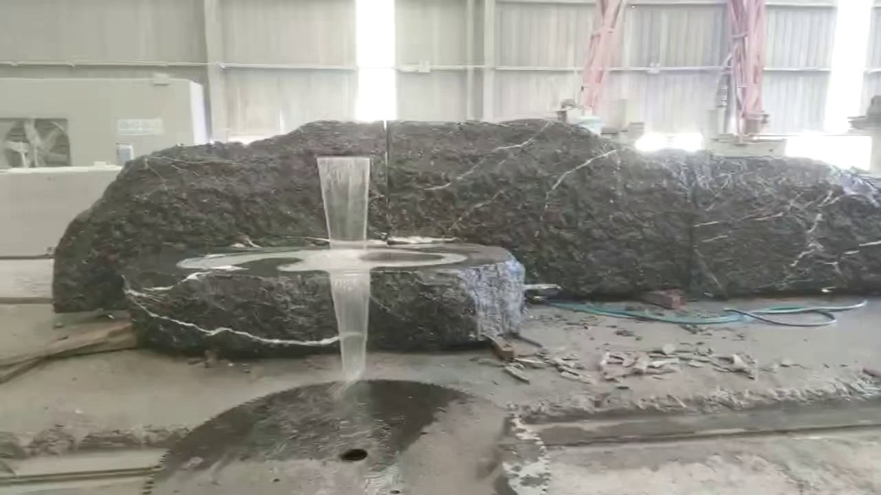 黑山石组合水景