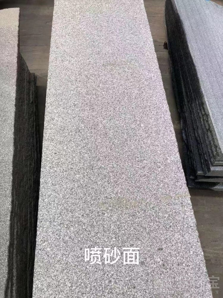 广西最亮的仔 
芝麻黑靓仔 
小名钟山青
幼名654