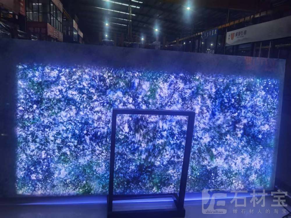 0硅透光石英石