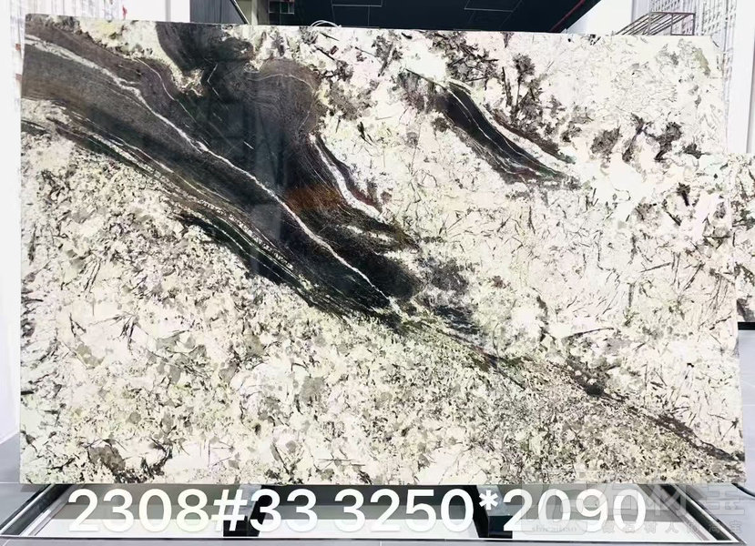 天山暮雪
