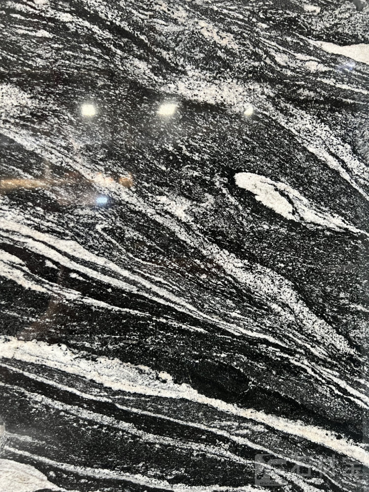 夜里雪磨光面