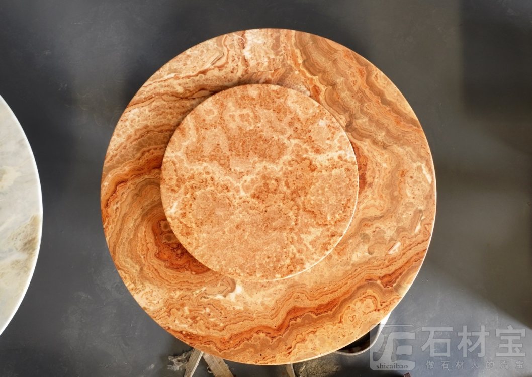 木纹石餐桌