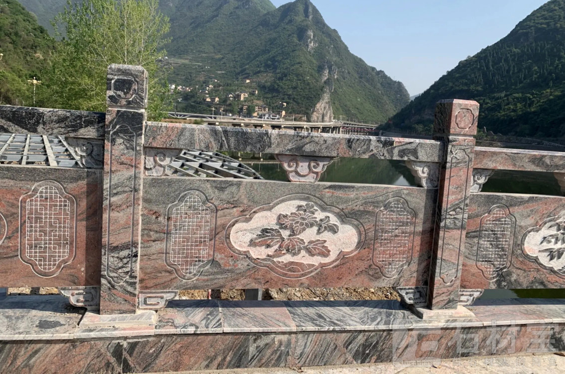 三峡红(幻彩红)栏杆