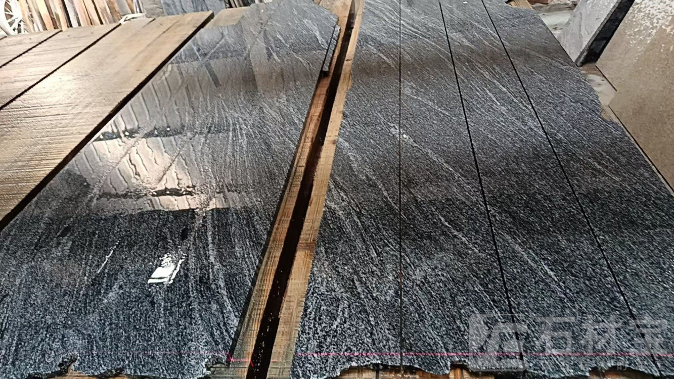 夜里雪磨光板
