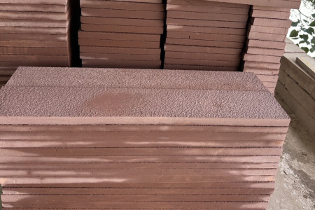 红砂岩厂家直销：13619659300