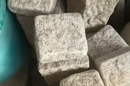 滚石