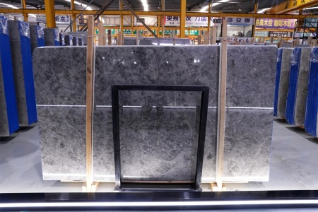 美特玛·云多拉灰