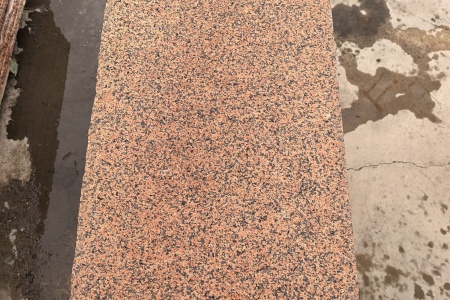 主营：新疆红/天山红/鄯善红/卡拉金麦/卡拉麦里金/棕钻/咖 啡钻 /世纪雅钻