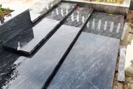 夜里雪台阶石