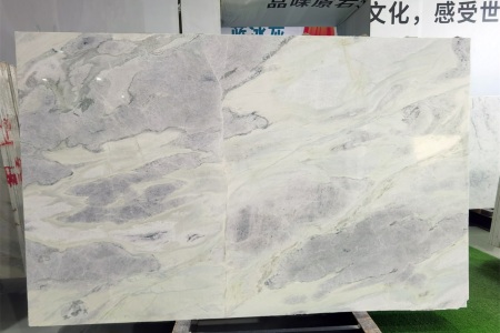 宝格丽/小雪花白