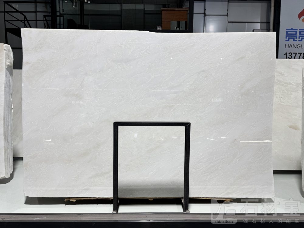 皇家白玉芬迪白雪花冰玉上新