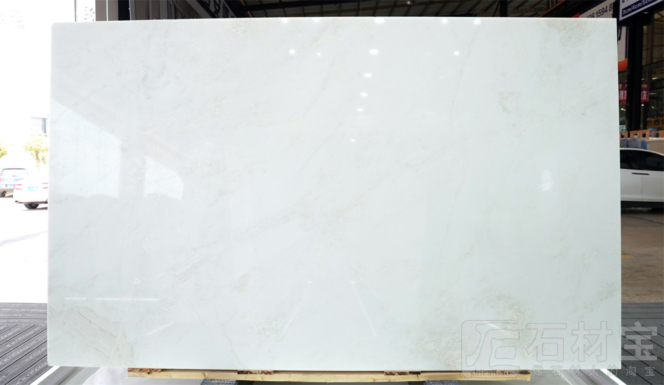 皇家白玉(芬迪白)