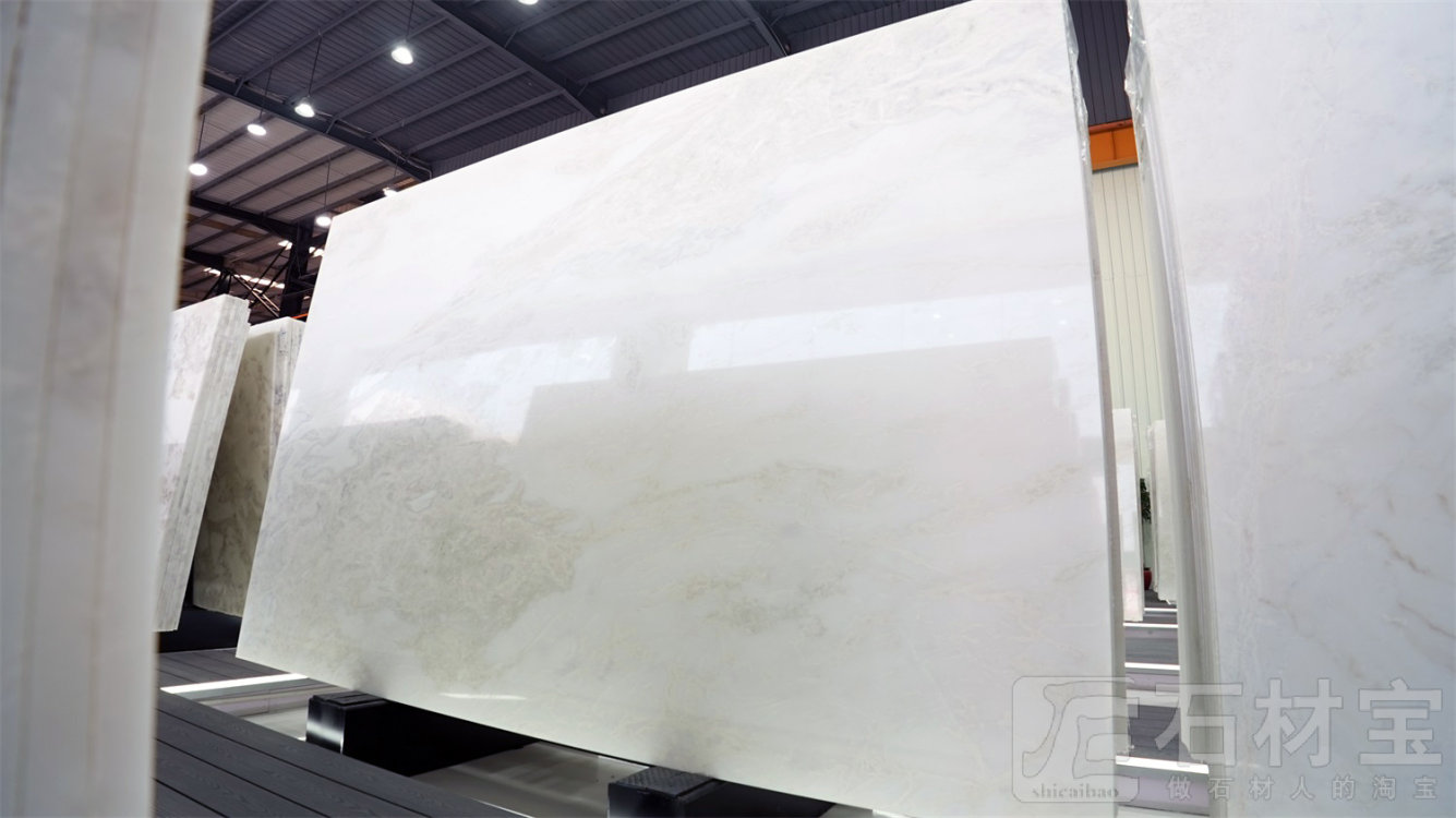 皇家白玉(芬迪白)