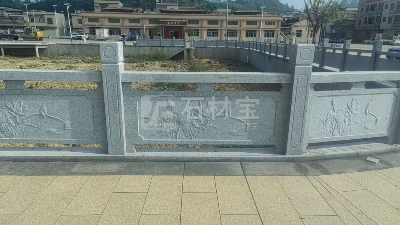 雕刻河道栏杆