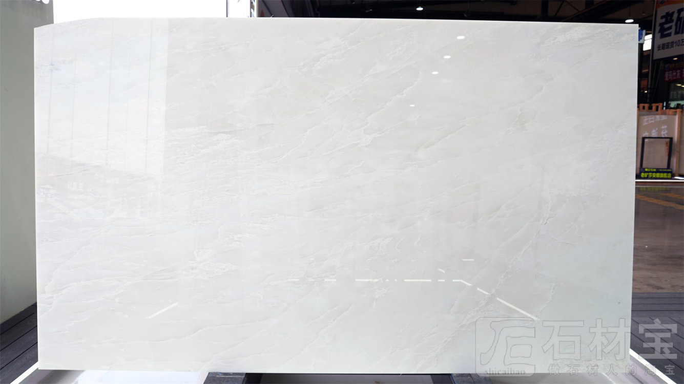 皇家白玉(芬迪白)