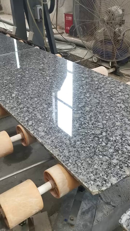 新矿出品云冰兰：开发市场神器