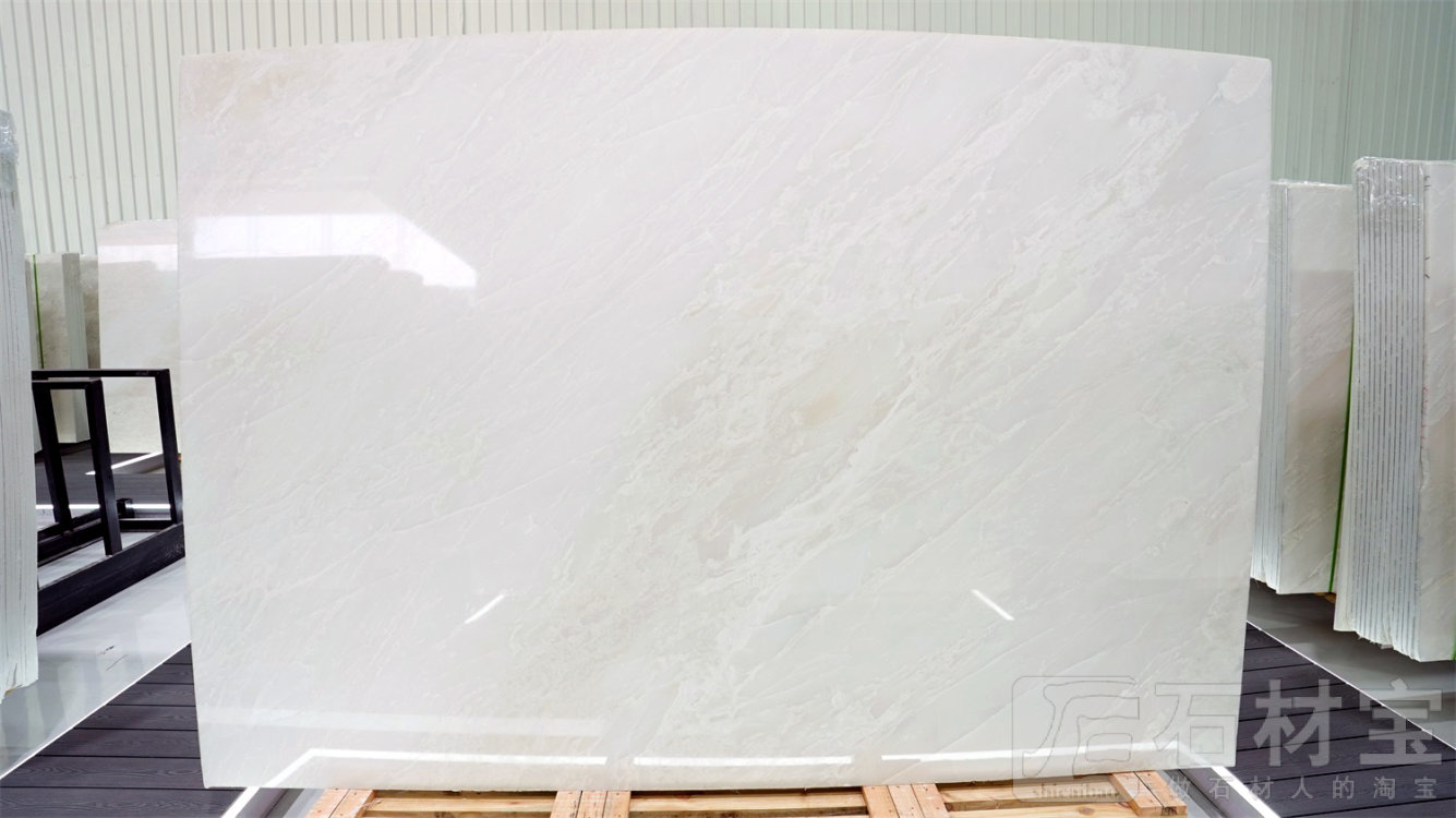 皇家白玉(芬迪白)