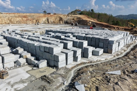 兴国芝麻灰荒料