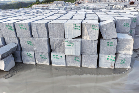 兴国芝麻灰荒料