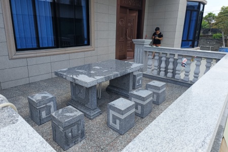 长方形石桌石凳
