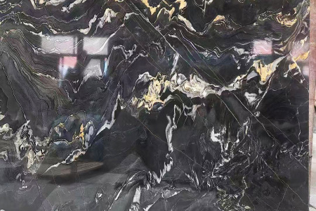 天川金(意大利)