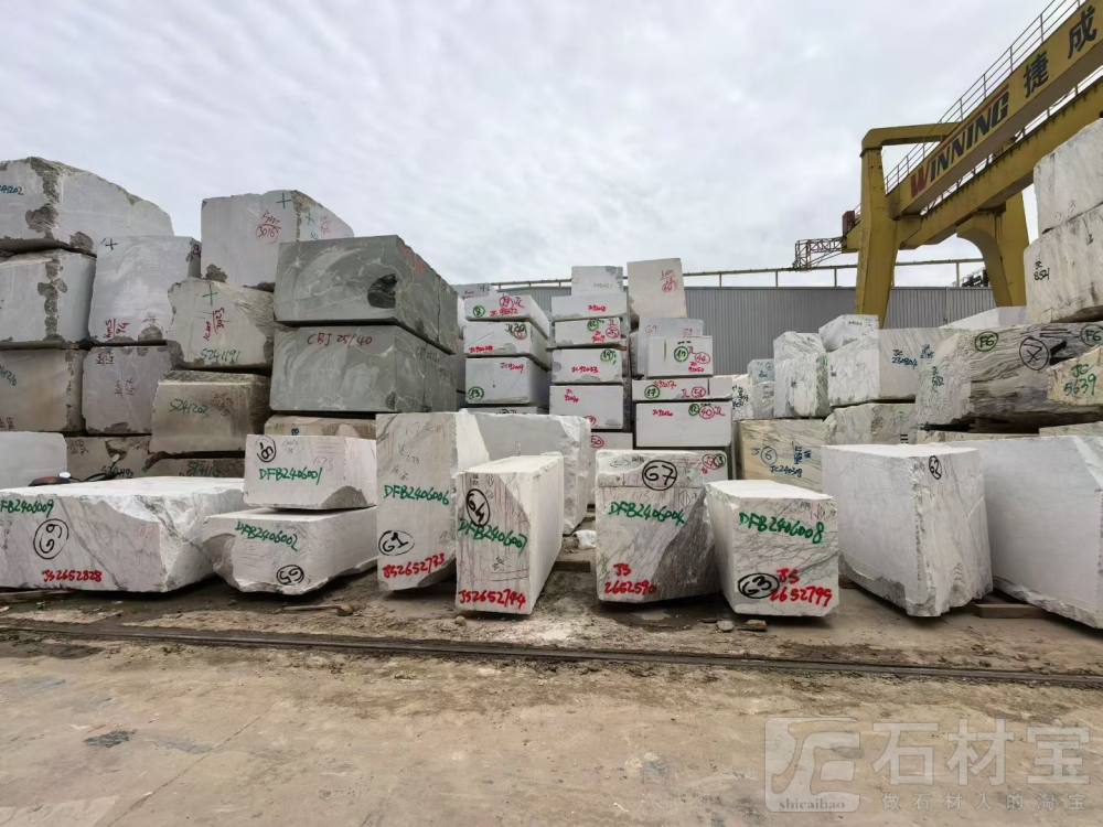 卡拉拉白荒料到货