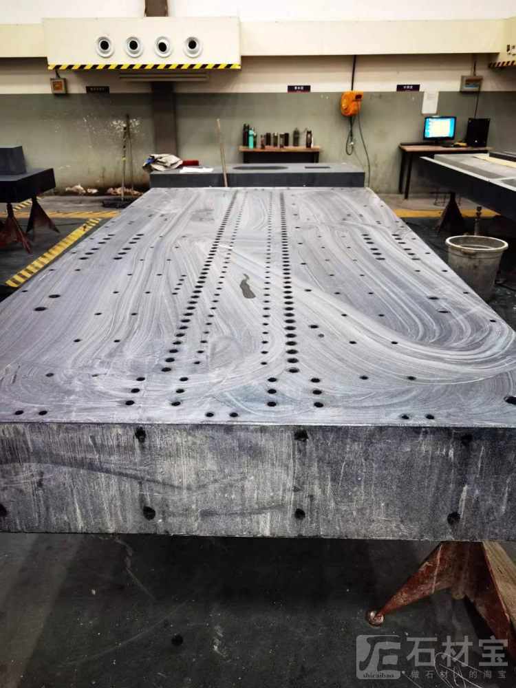 柬埔寨黑精密仪器底座