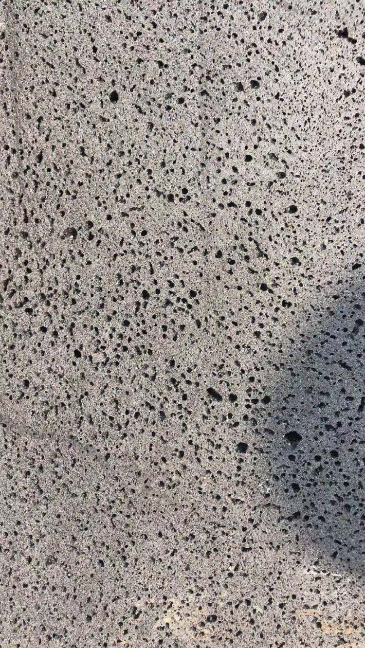 火山岩(黑洞石)