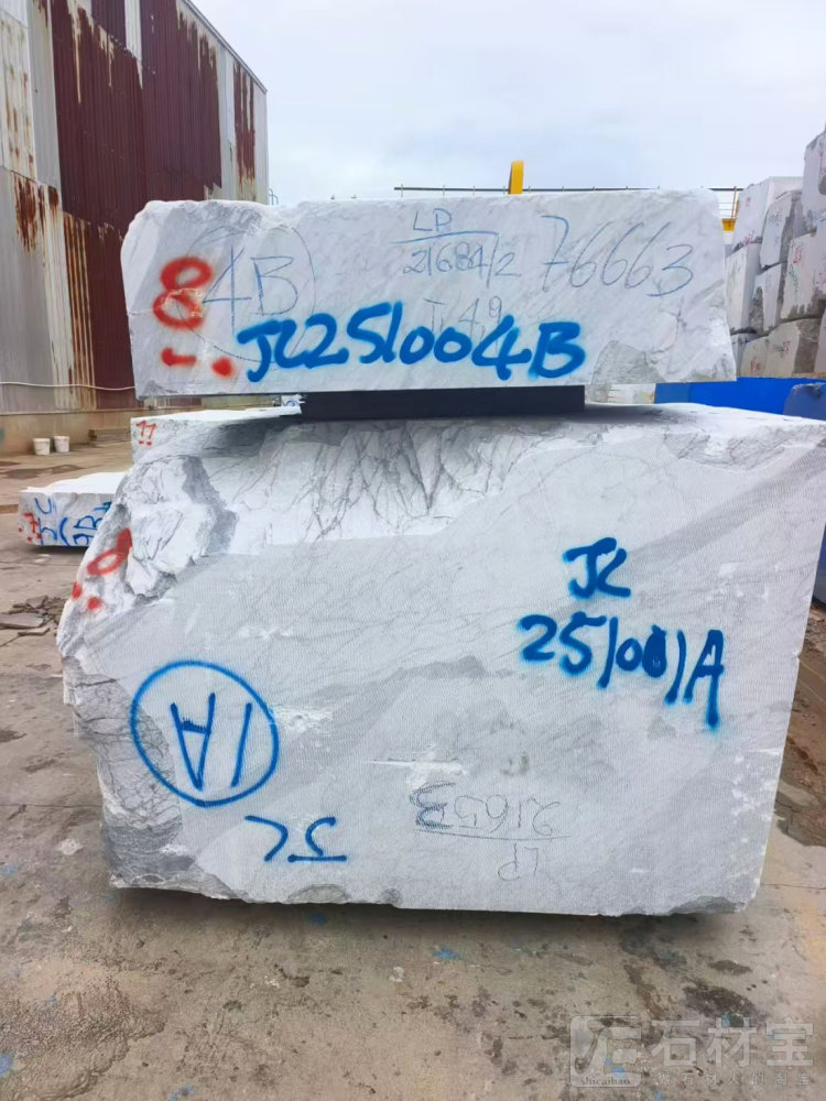 细纹雪花白荒料