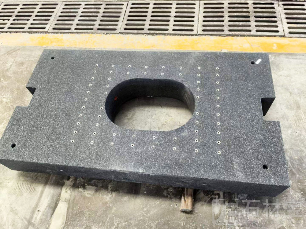 柬埔寨黑精密仪器底座