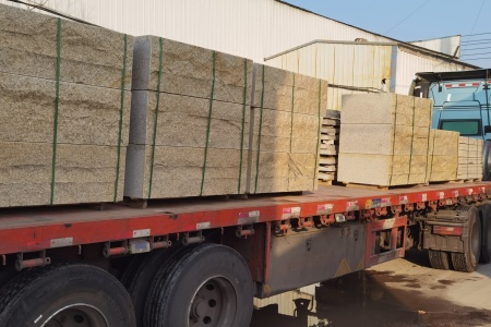 黄绣石自然面整石坐凳