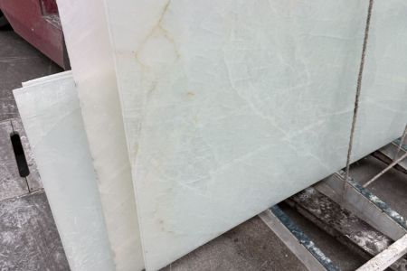 白雪公主玉石复合玻璃透光复合板