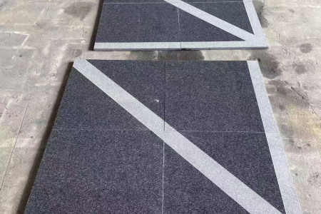 柬埔寨黑地铺石