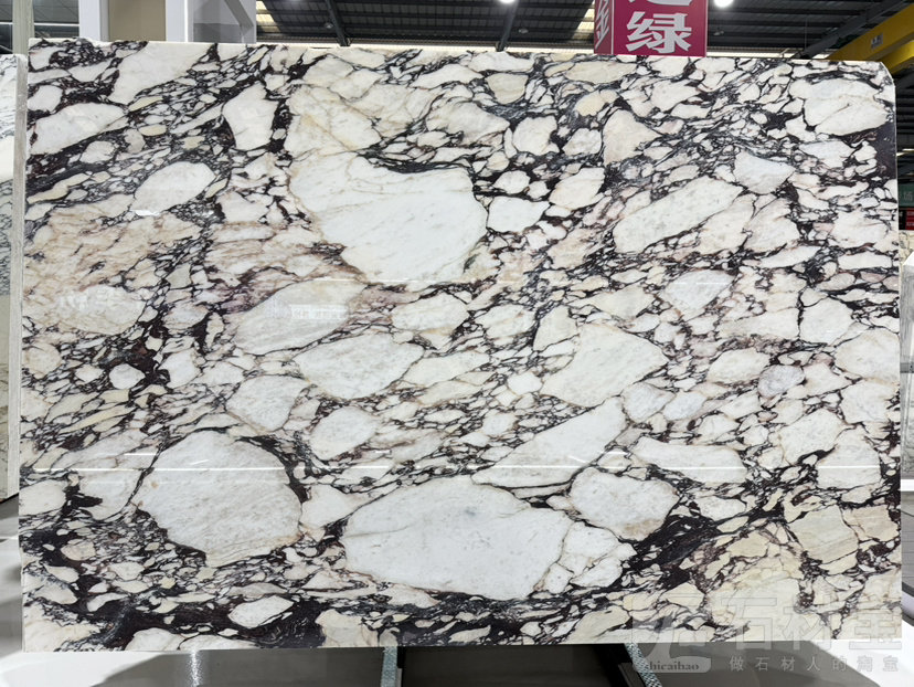 六泉轻奢馆 宝格丽紫