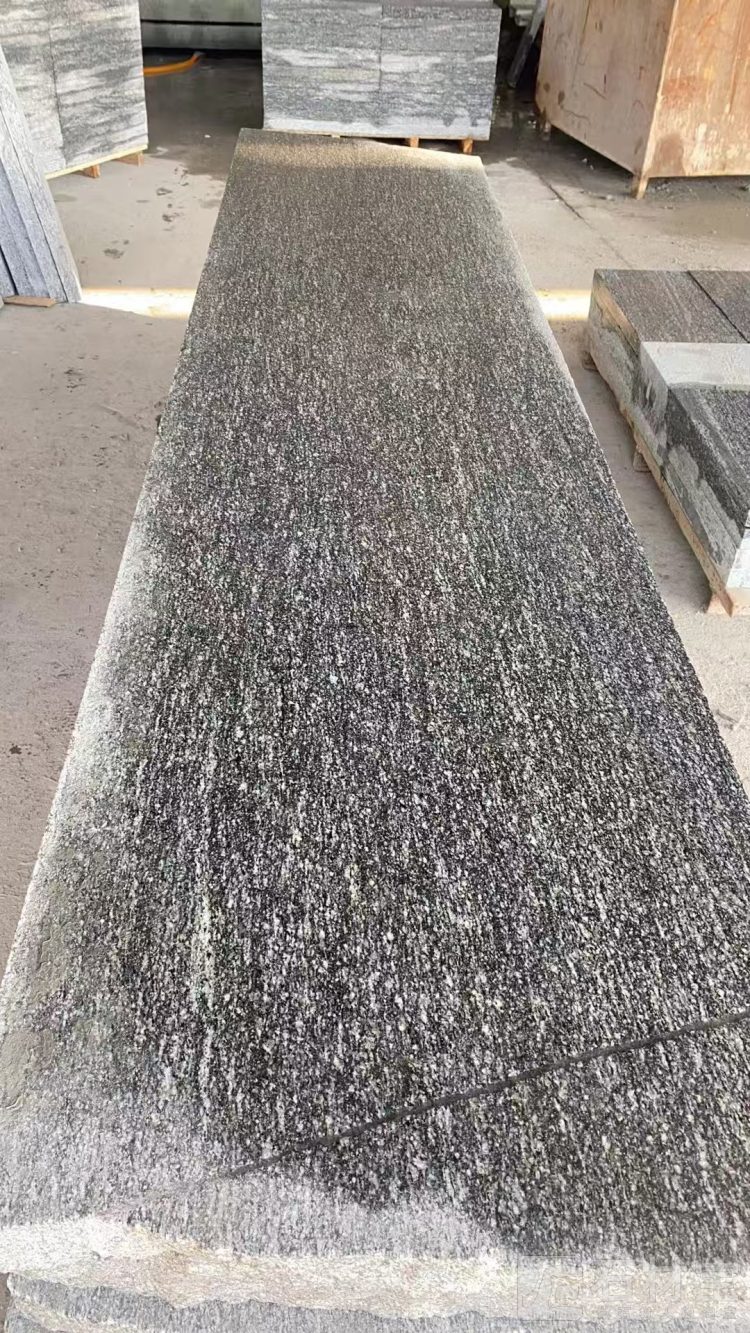 夜里雪（山水岩）