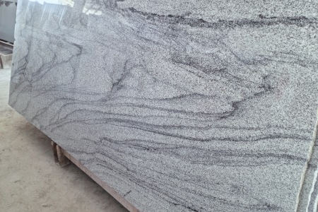 威斯康白(维斯康白)