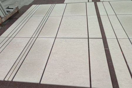 沉香米黄 、维纳多、维纳灰、安哥拉米黄、安哥拉灰
  电话：17305959369小梁
 地址：海西石材城六路c13-15
     永泉山万隆厂1号门走到底