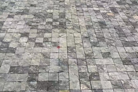 青石自然面马蹄石大量供应