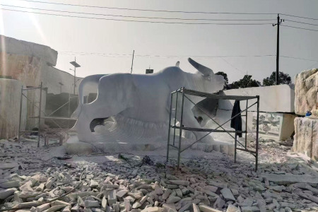 汉白玉的大型雕塑