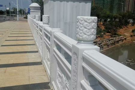 汉白玉栏杆